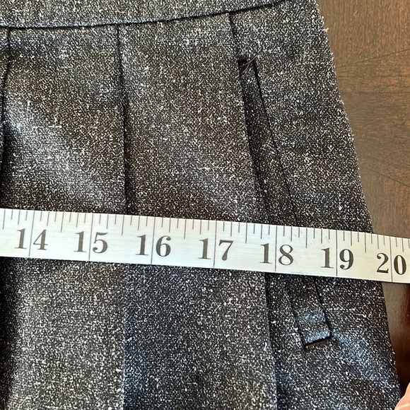 GAP Dark Grey Speckled With Pockets Front Pleated Mini Skirt Size 4 - Picture 13 of 14